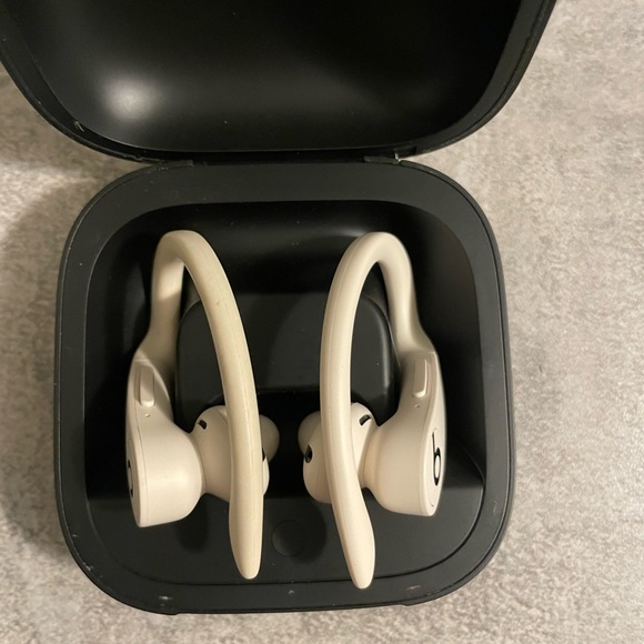 White PowerBeat Pros - Picture 2 of 5